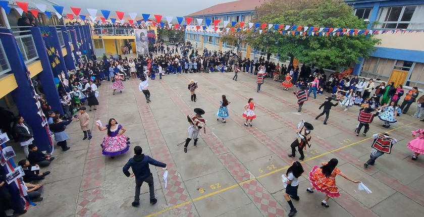 Finalizamos la Semana de la Historia con una Feria de la Memoria y patrimonio de Chile